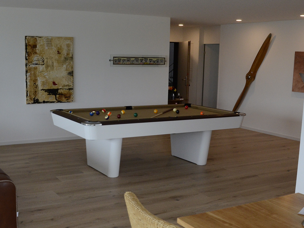 01 CORONA WEISS WENGE 2 12X9